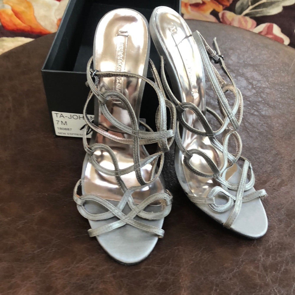 Bcbgmaxazria heels